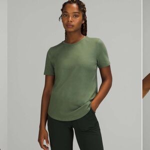 Lululemon love crew size 6 green twill